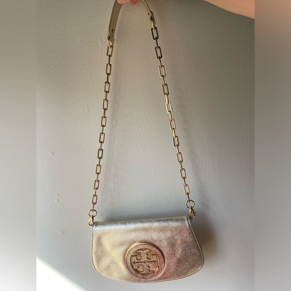 Tory Burch | Metallic Gold Leather Reva Chain Clutch w/ Dust Bag - Picture 4 of 17